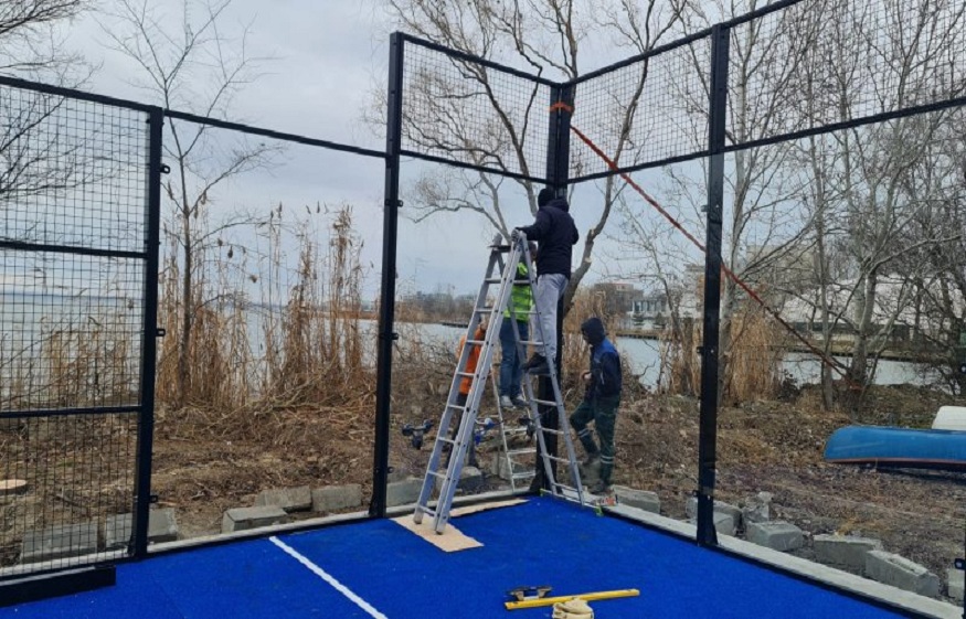 padel court construction